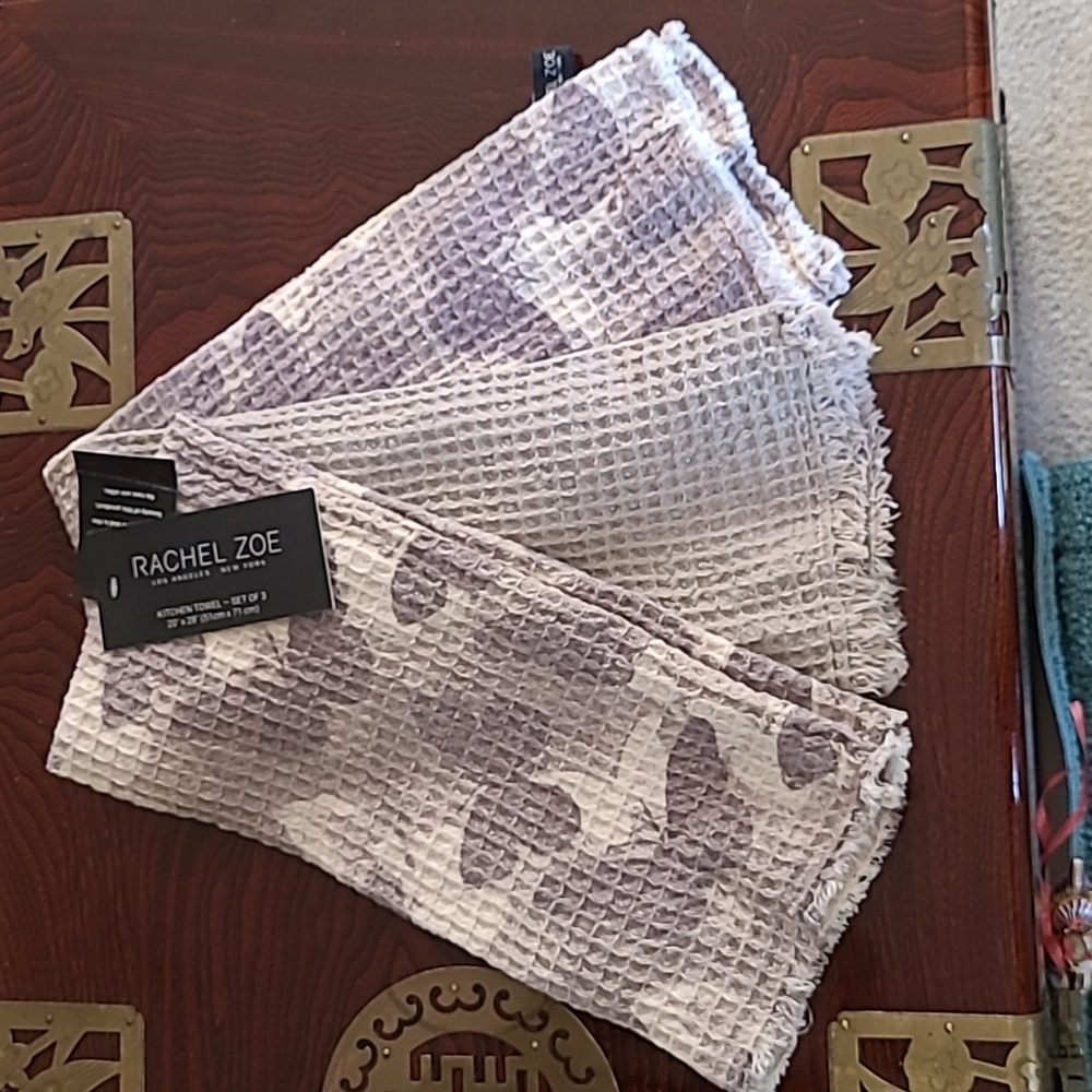 Rachel Zoe Kitchen Towel Set
